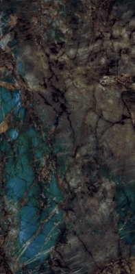 Labradorite Natural